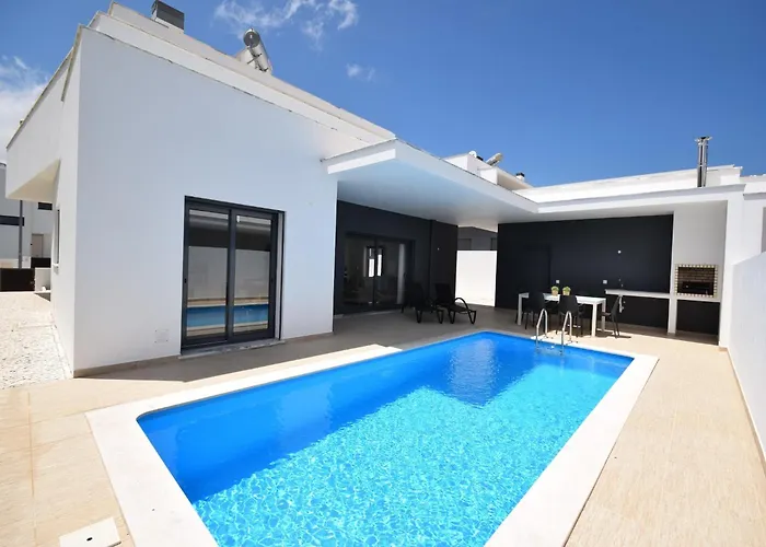 Villa Sunny Near Obidos W Beaches Nadadouro