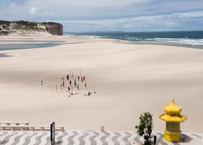 Sunny Near Obidos W Beaches Nadadouro